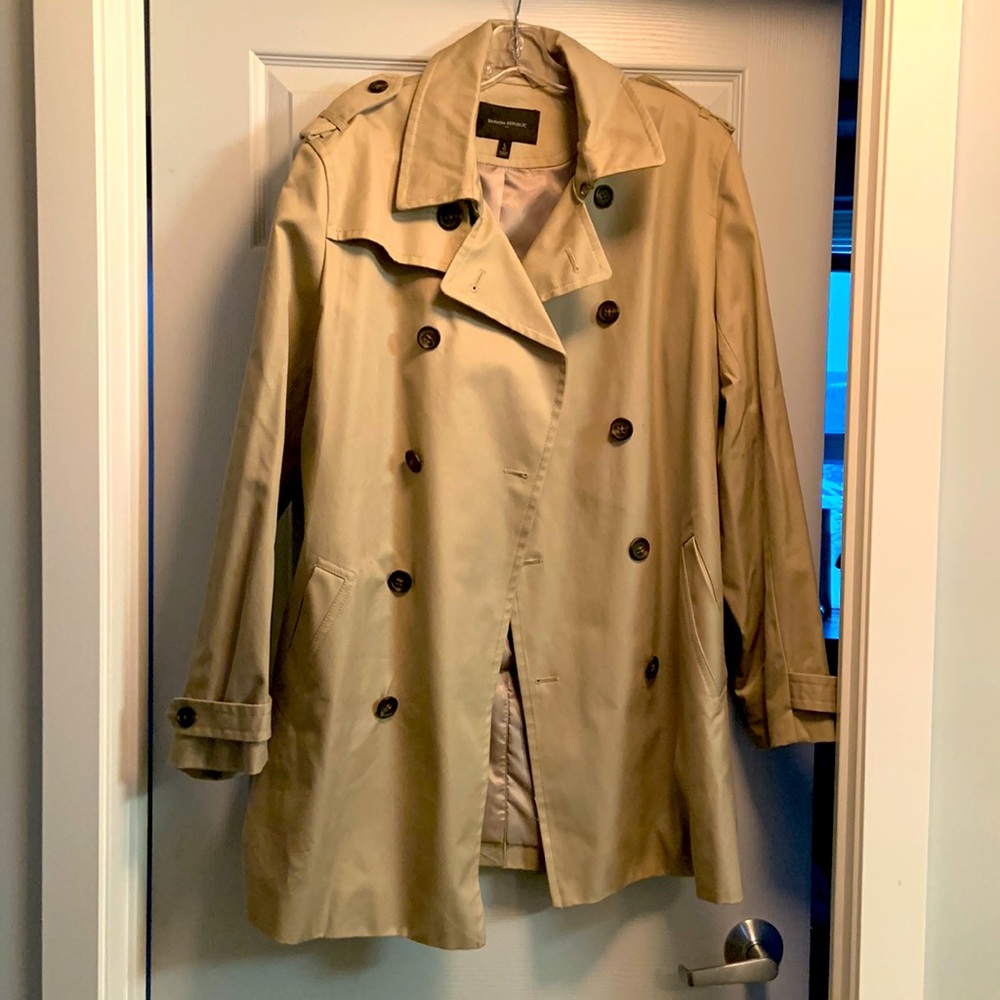 Only few times worn . Almost new pea coat .
